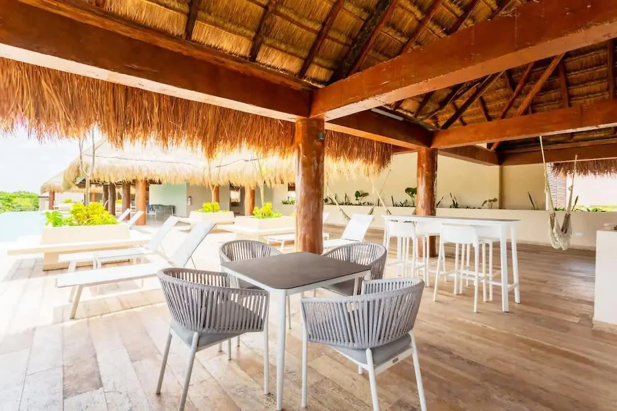 Hébergement de vacances Stunning 2 Bedroom Apartment At Condo With Best Tulum Infinity And Jacuzzi By Waves Management