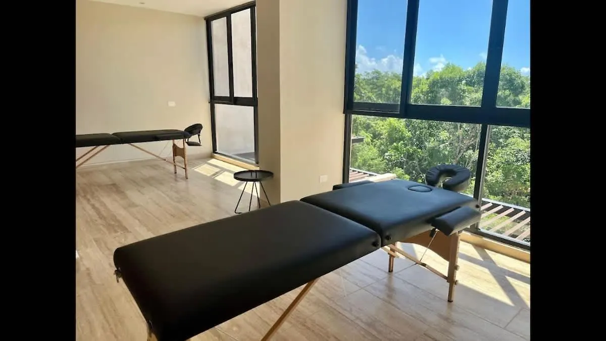 Stunning 2 Bedroom Apartment At Condo With Best Tulum Infinity And Jacuzzi By Waves Management Holiday home