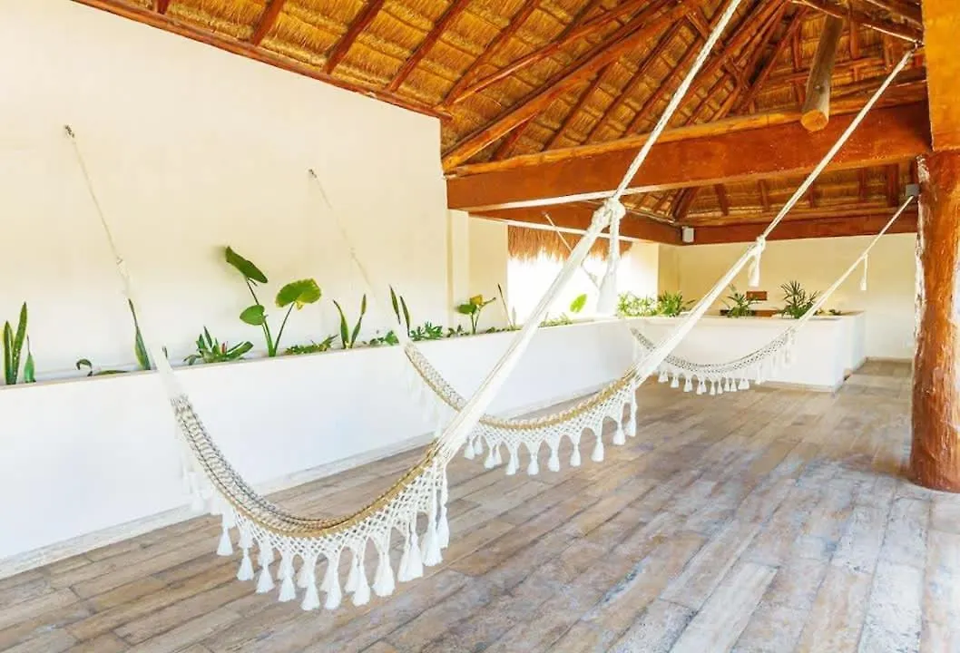 Holiday home Stunning 2 Bedroom Apartment At Condo With Best Tulum Infinity And Jacuzzi By Waves Management